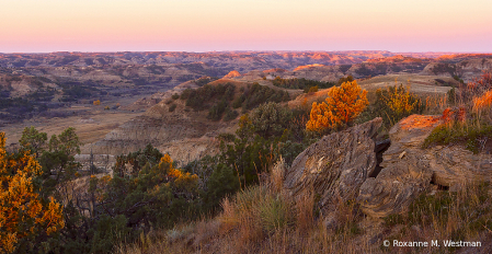 Sunrise North Dakota badlands at Bennett Creek